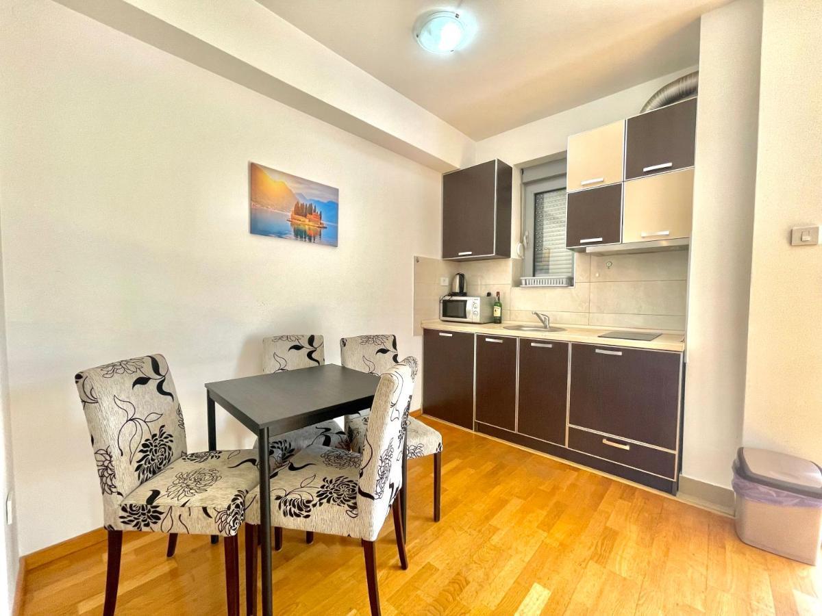 Comfort Apartments Aleksic Будва Екстериор снимка